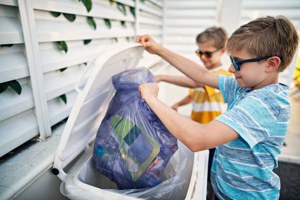 Best Garage Cleanout Services  in Nevada, MO